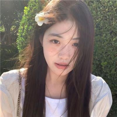 亲爱的自己封面